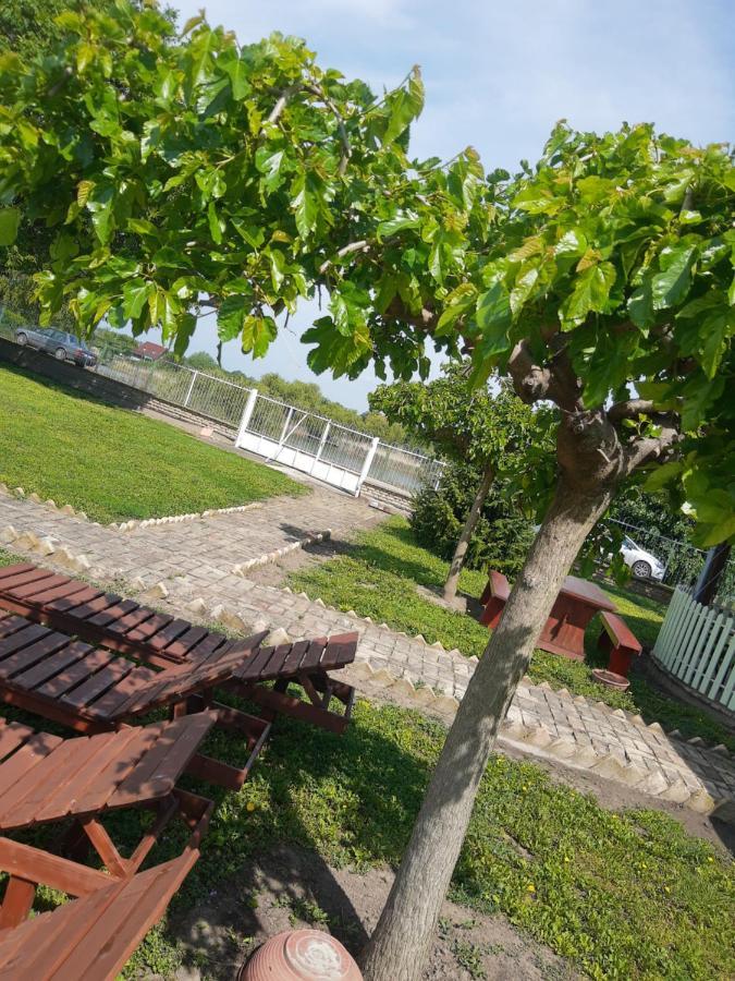 Villa Diiva Curug מראה חיצוני תמונה
